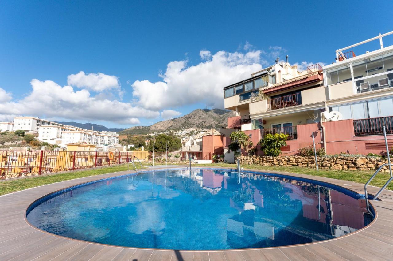 Beachside Retreat With Private Terrace ベナルマデナ エクステリア 写真
