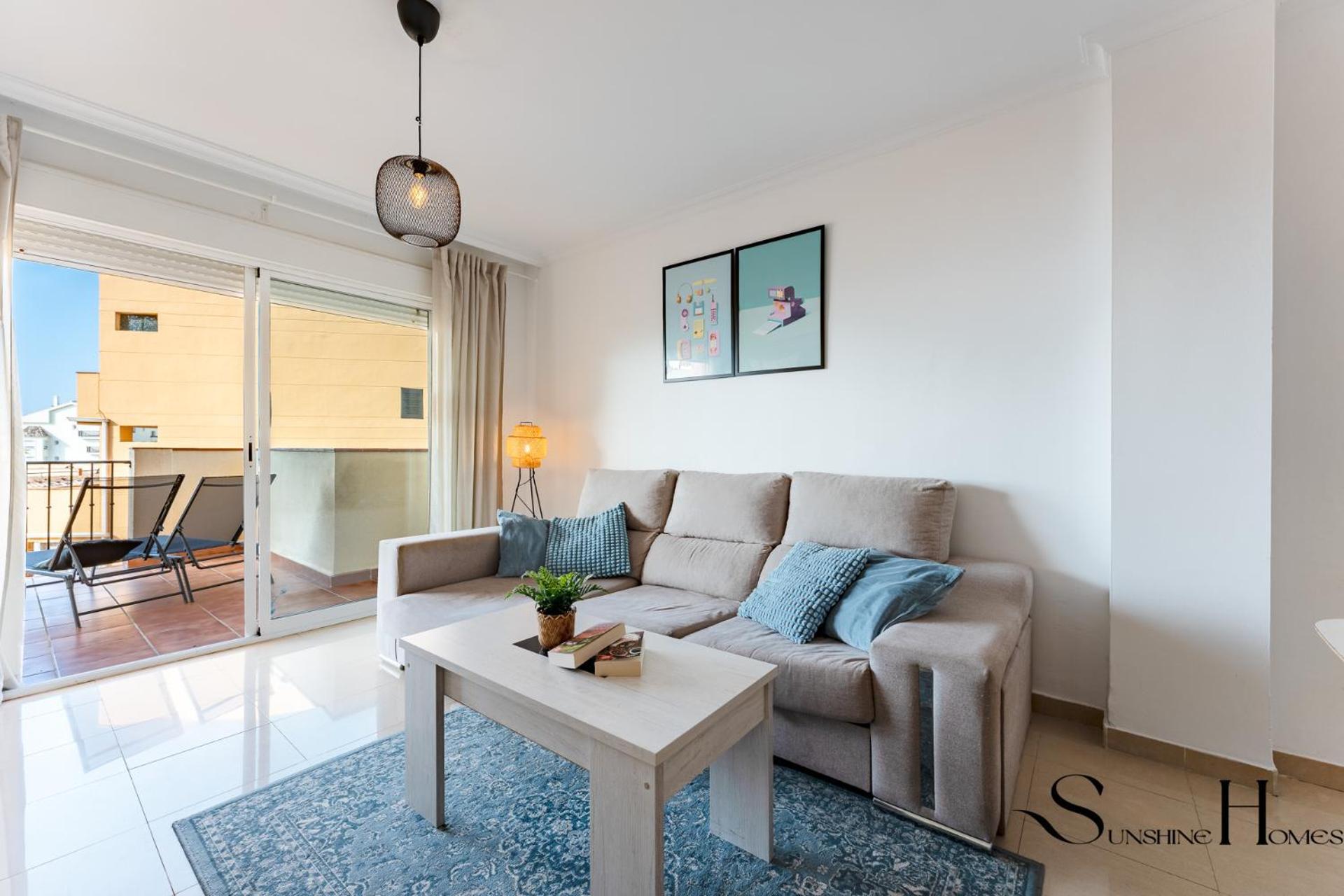 Beachside Retreat With Private Terrace ベナルマデナ エクステリア 写真